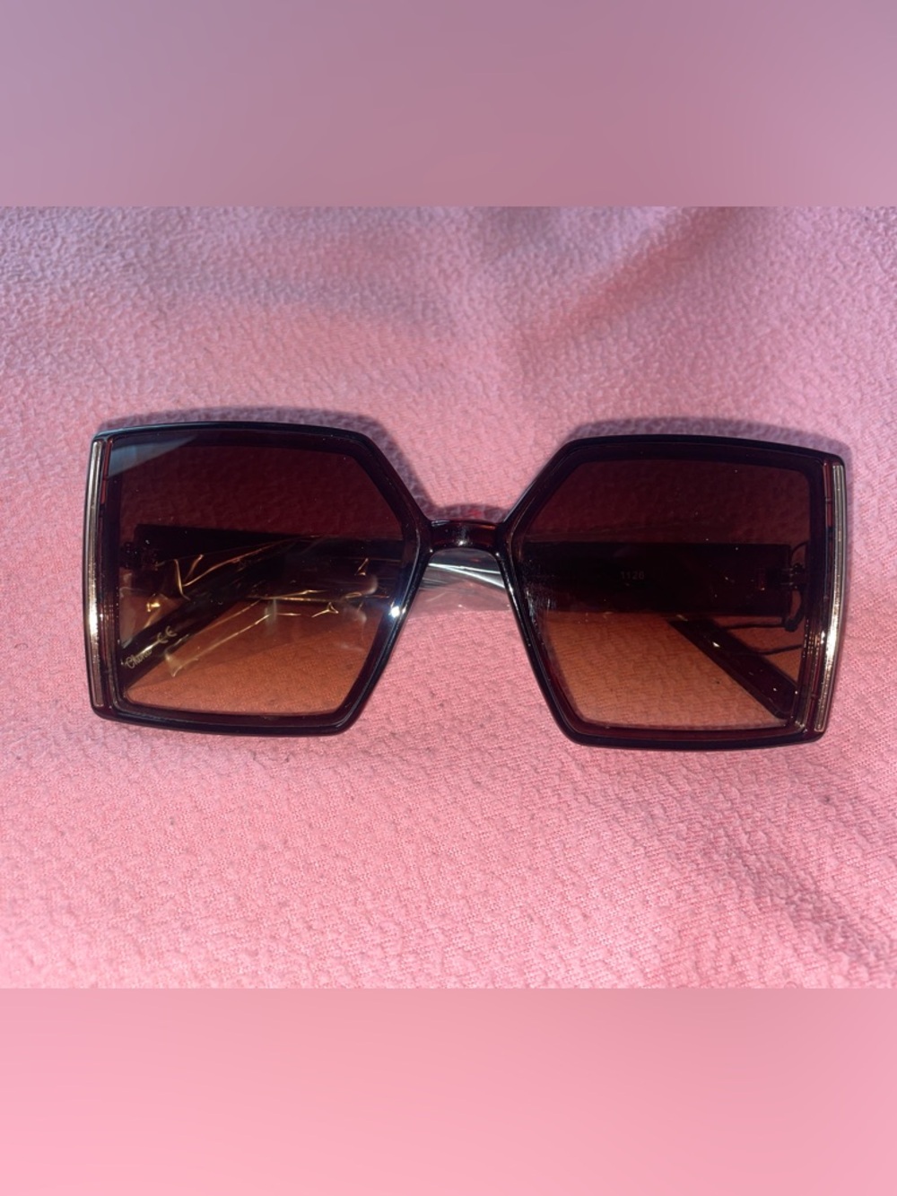 Stylish Black Hexagon Sunglasses with Brown Gradient Lenses - Women Accessories